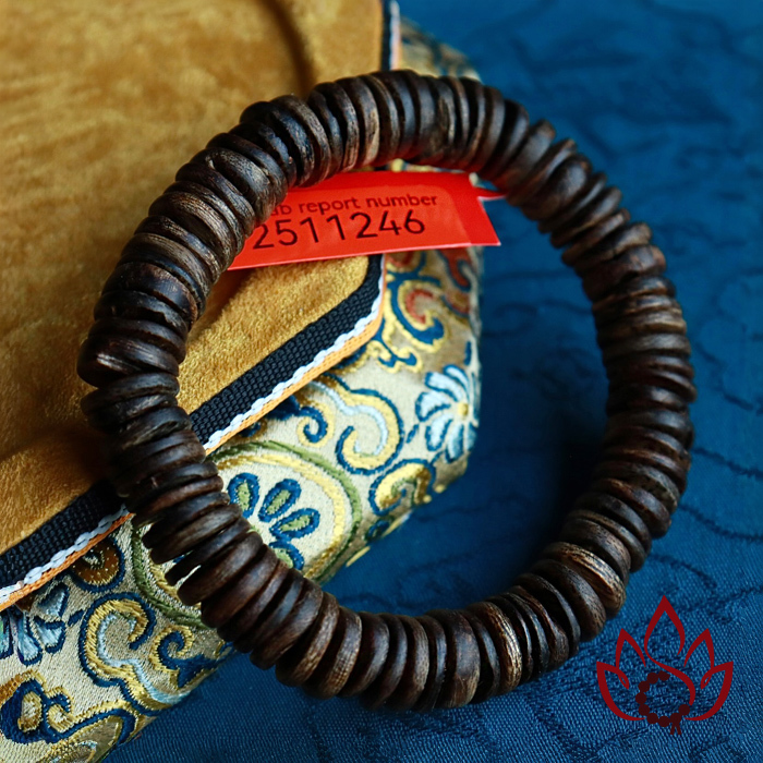 Vòng Trầm Hương Hạt Dẹp | 10 Ly | Trầm Bì Rễ Tự Nhiên | Vip